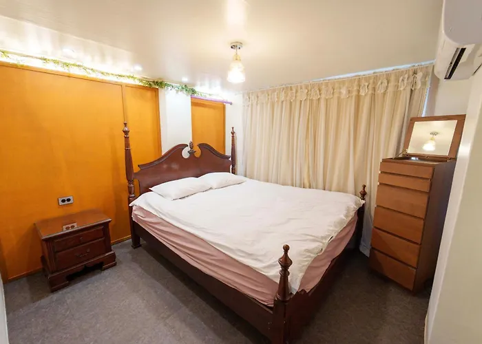 Gu & Anne House Sinchon Apartment *