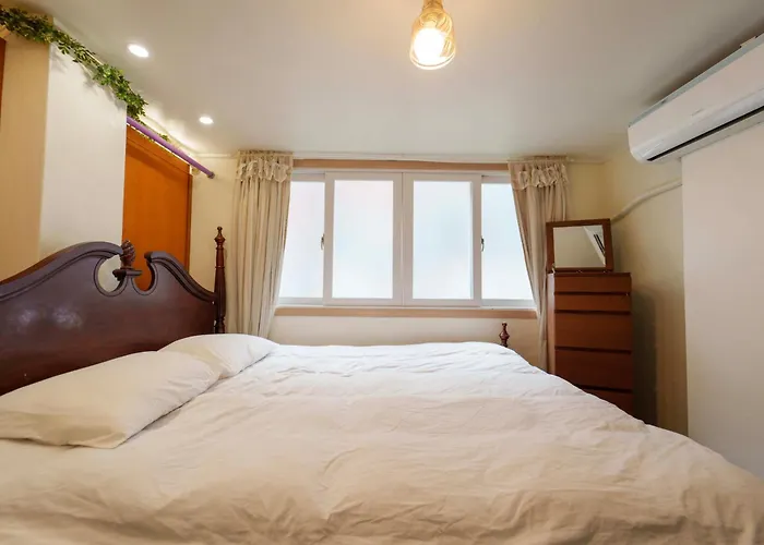 Apartment Gu & Anne House Sinchon *